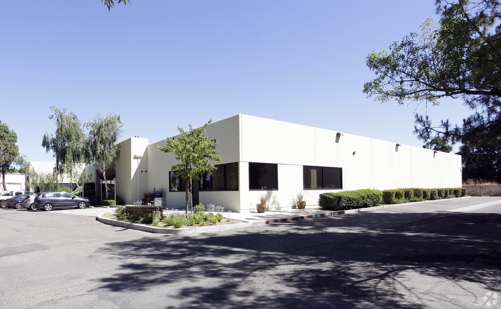 140-142 Frank West Cir, Stockton, CA 95206 - Industrial for Lease | LoopNet