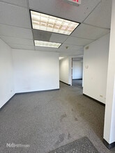 300-490 Quail Ridge Dr, Westmont, IL for lease Interior Photo- Image 1 of 5