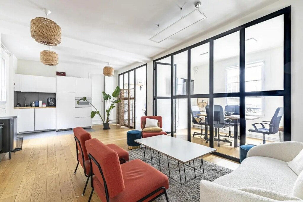 Vente Bureaux 96 m² - Photo 1