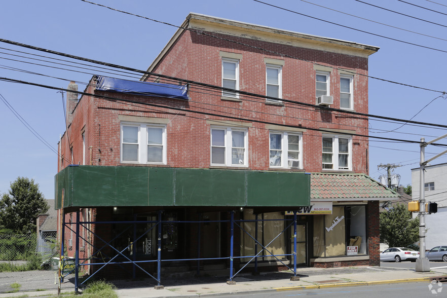 341-343 Ridge Rd, Lyndhurst, NJ for sale - Primary Photo - Image 1 of 1