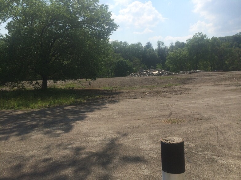 801 Ardmore Blvd, Forest Hills, PA for sale - Building Photo - Image 1 of 2