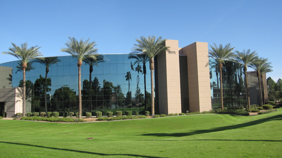 8075 S River Pky, Tempe, AZ for lease - Primary Photo - Image 1 of 4