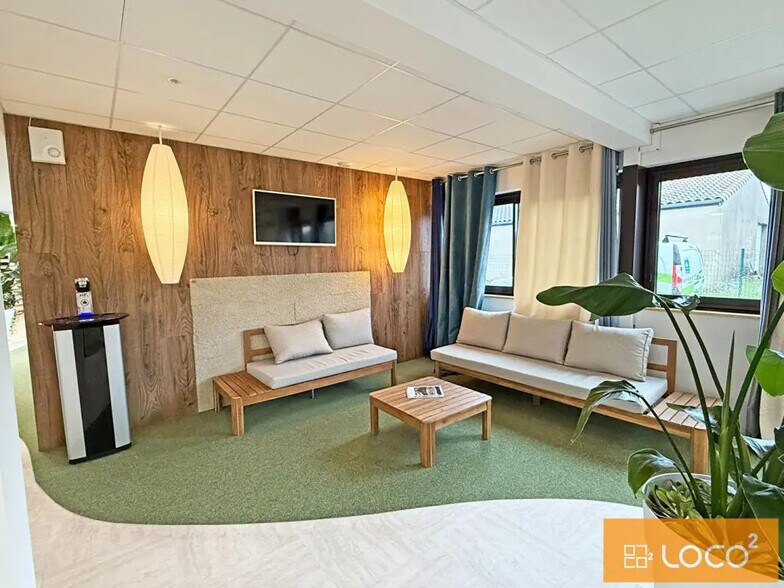 24 Rue Raymond Grimaud, Blagnac for lease - Interior Photo - Image 1 of 13