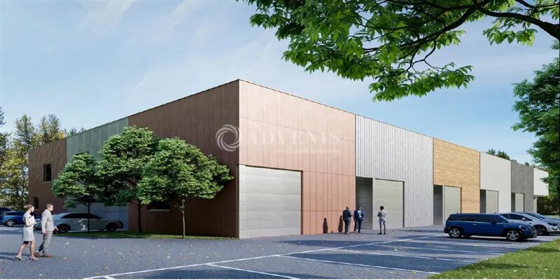 Flex in Bessan for lease - Building Photo - Image 1 of 5