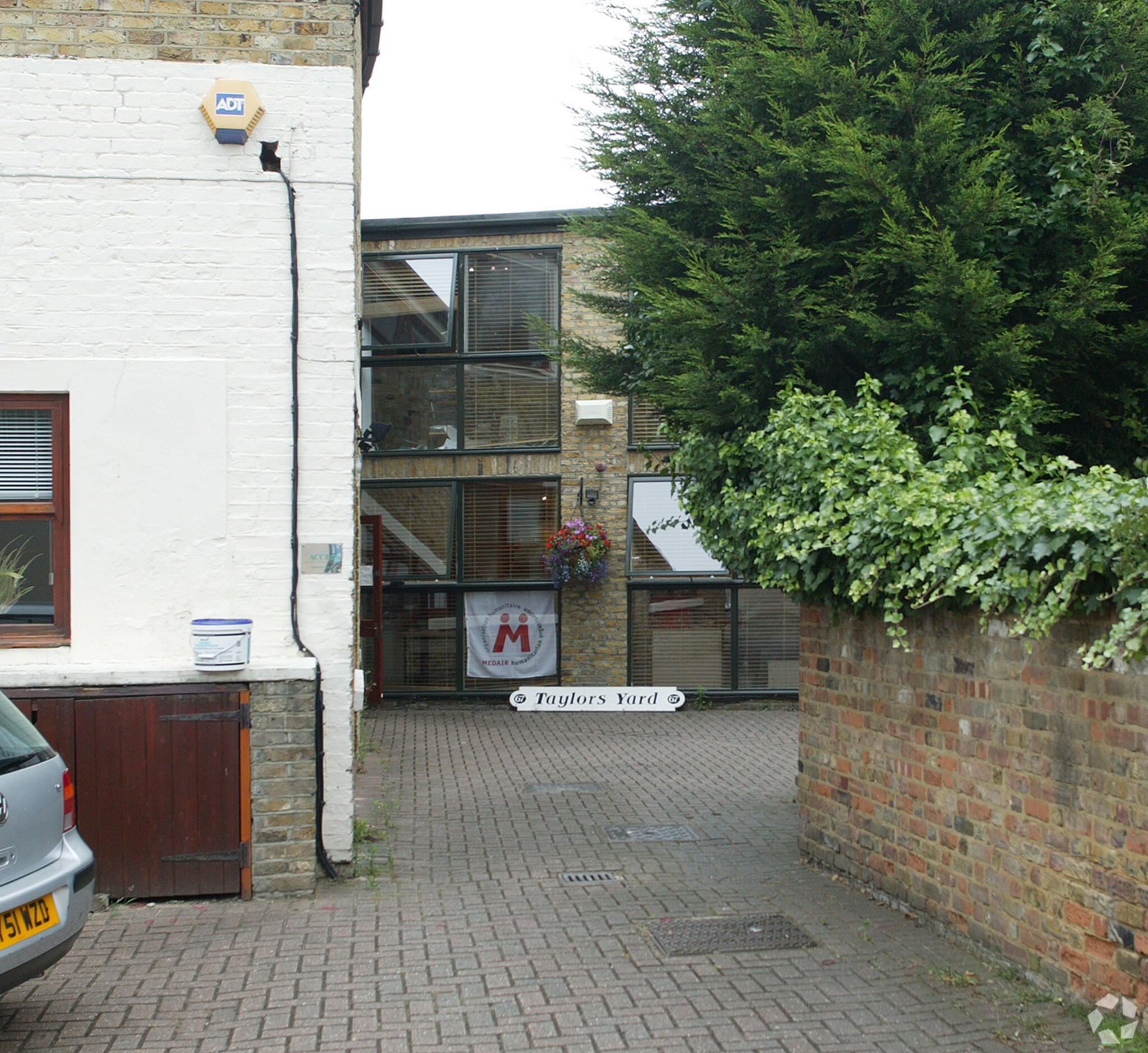 67 Alderbrook Rd, London for sale Primary Photo- Image 1 of 1