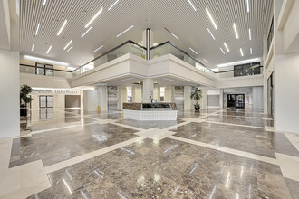 7000 W Palmetto Park Rd, Boca Raton, FL for sale Lobby- Image 2 of 38