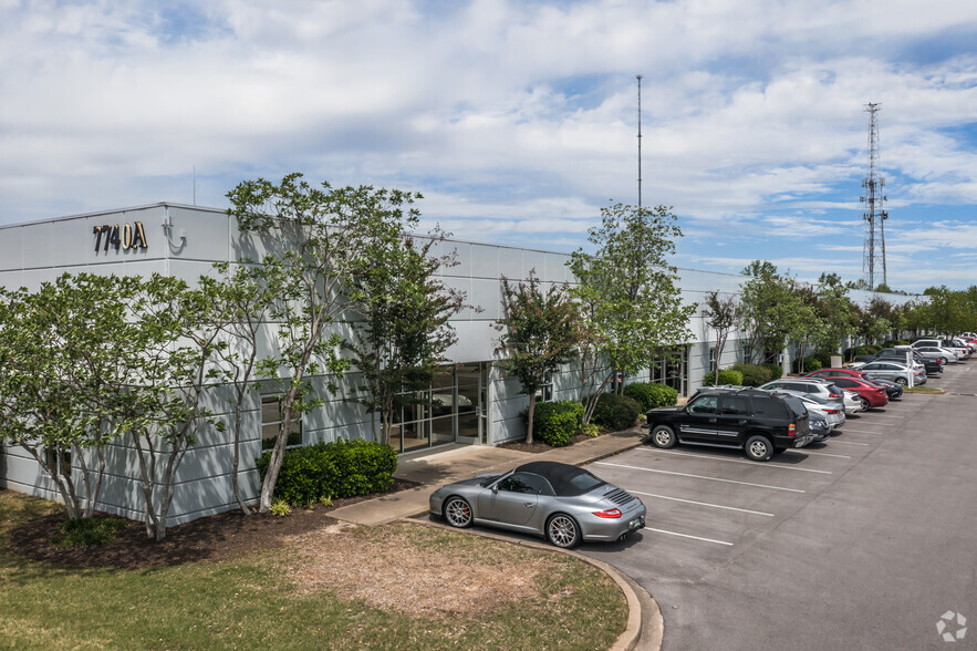 7740B Trinity Rd, Cordova, TN for sale - Primary Photo - Image 1 of 1