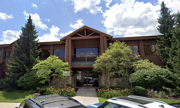 3152 Peregrine Dr NE, Grand Rapids, MI for lease Building Photo- Image 1 of 5