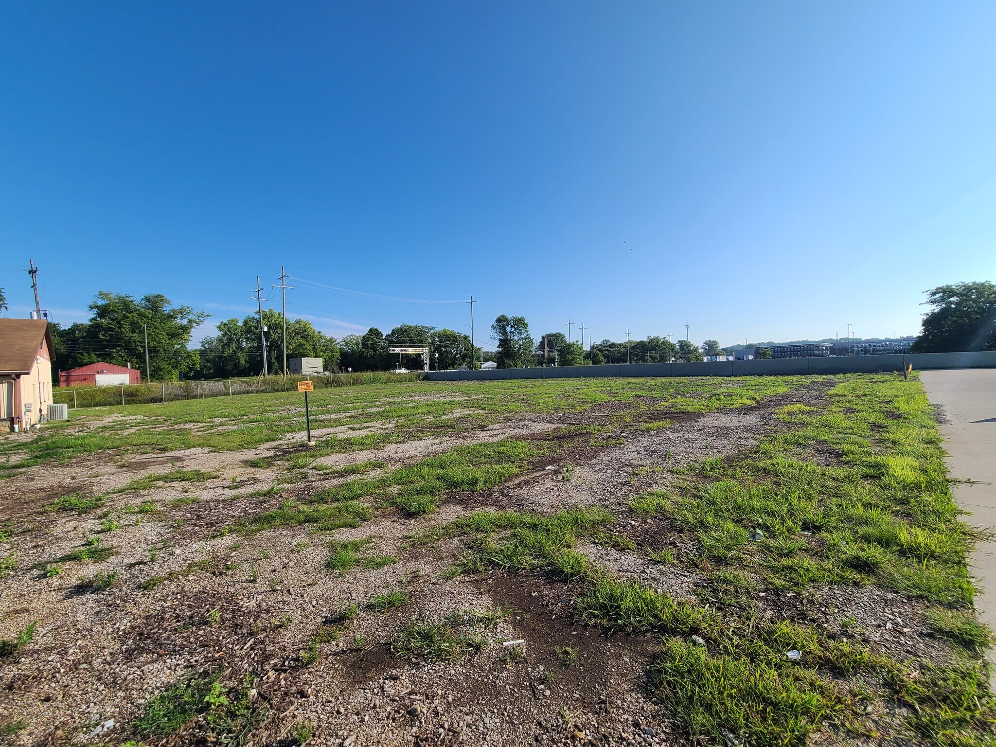 2472 Maranatha, Vincennes, IN for sale Primary Photo- Image 1 of 1