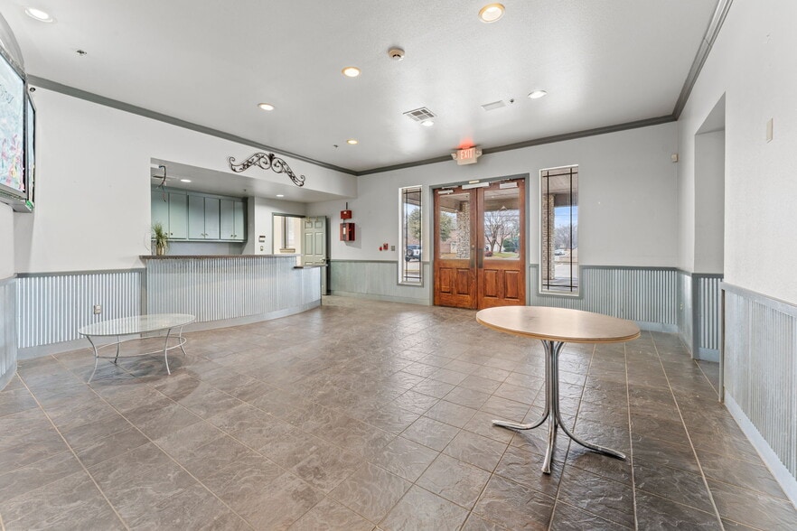 7550 Shady Grove Rd, North Richland Hills, TX for sale - Interior Photo - Image 3 of 17