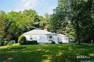 958 Middlesex Tpke, Old Saybrook CT - Convenience Store