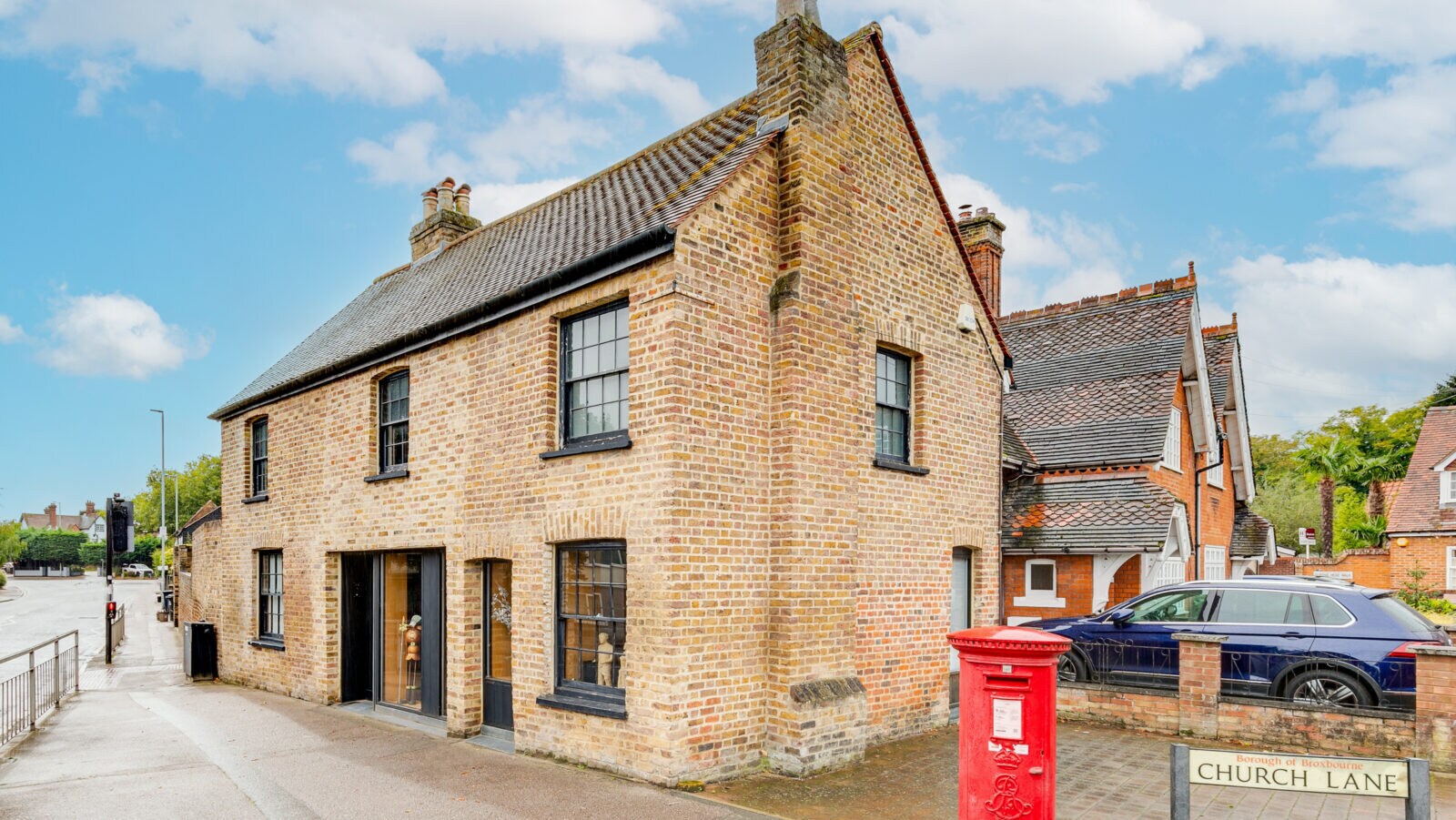 54 High Rd, Broxbourne for sale Primary Photo- Image 1 of 1