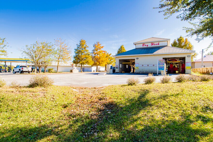 9960 Fairhope Ave, Fairhope, AL 36532