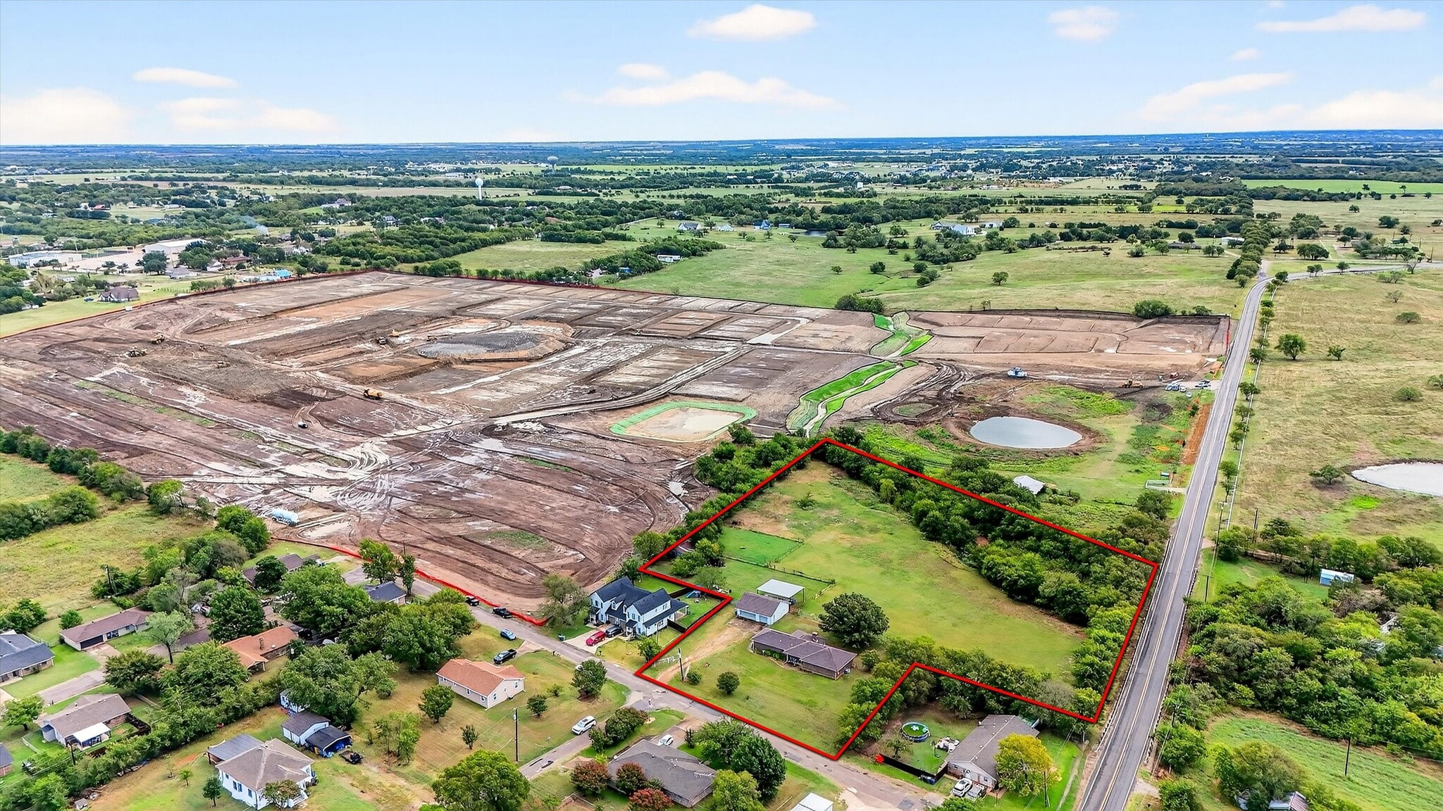 102 N 9th St, Gunter, TX for sale Primary Photo- Image 1 of 23