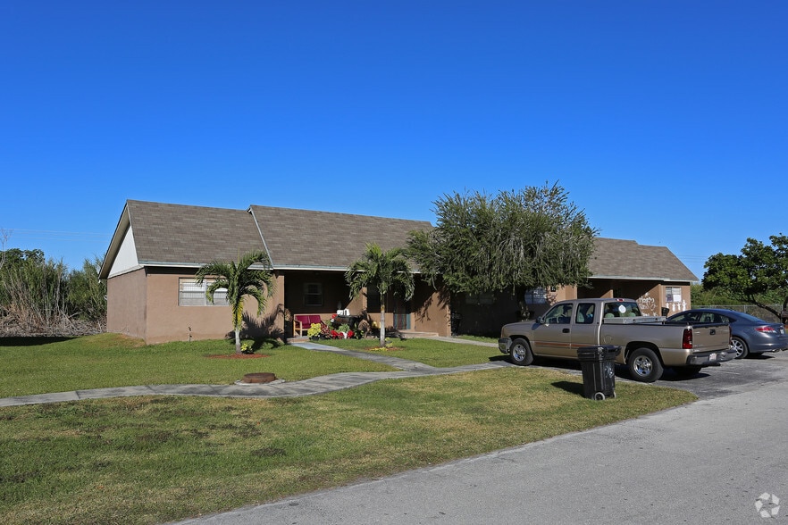 38520 N 86th St, Pahokee, FL for sale - Primary Photo - Image 1 of 1