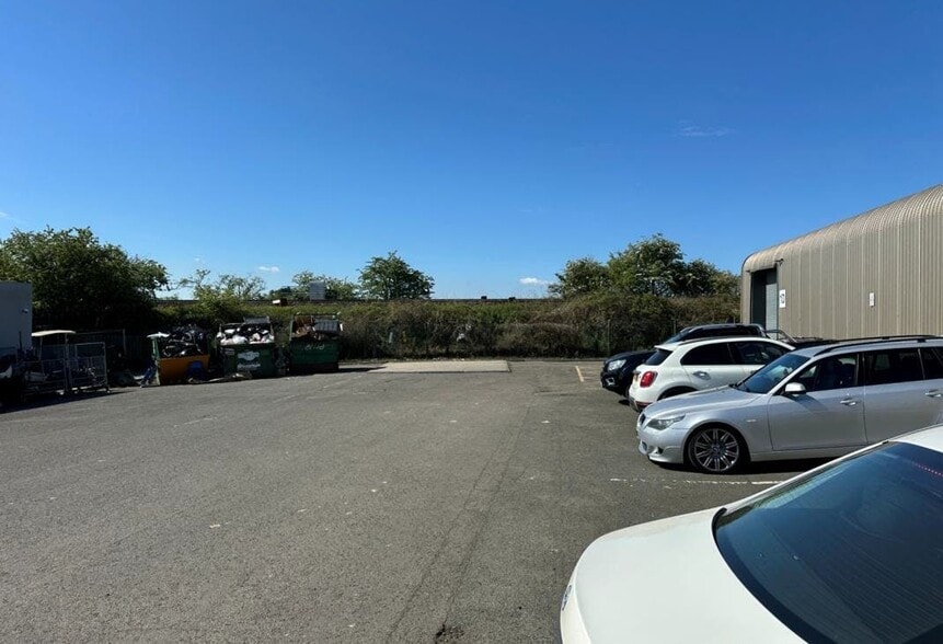 Pitreavie Way, Dunfermline for lease - Building Photo - Image 3 of 8