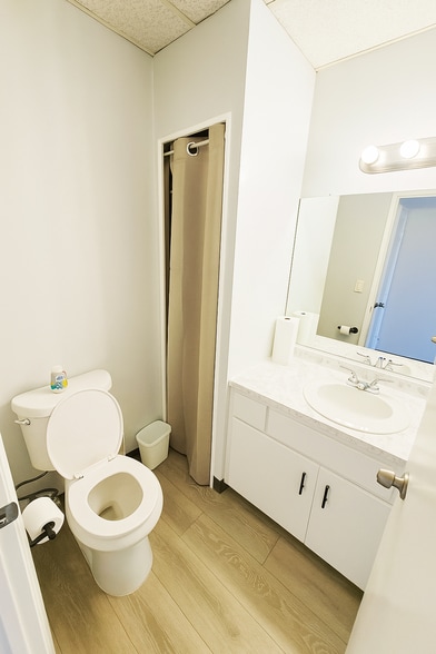 645 E Elder St, Fallbrook, CA for sale - Building Photo - Image 3 of 27