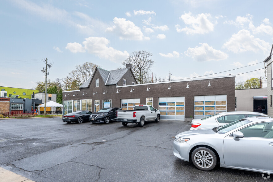 4802 Rhode Island Ave, Hyattsville, MD for lease - Building Photo - Image 3 of 5