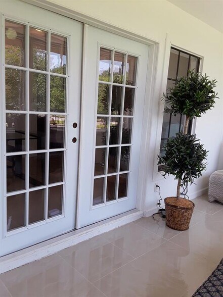 6521 Amie Ln, Pearland, TX for sale - Building Photo - Image 1 of 1