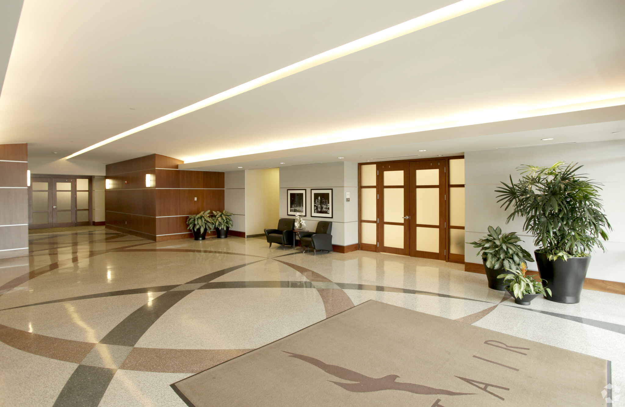 600 N Cleveland Ave, Westerville, OH for sale Lobby- Image 1 of 1