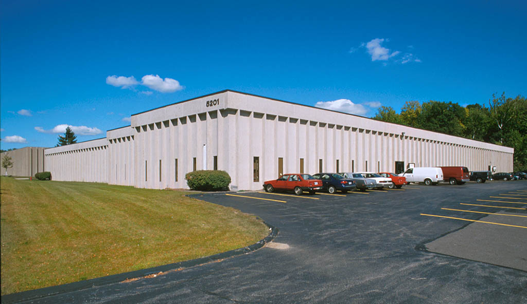 5201 Naiman Pky, Solon, OH for sale Building Photo- Image 1 of 1