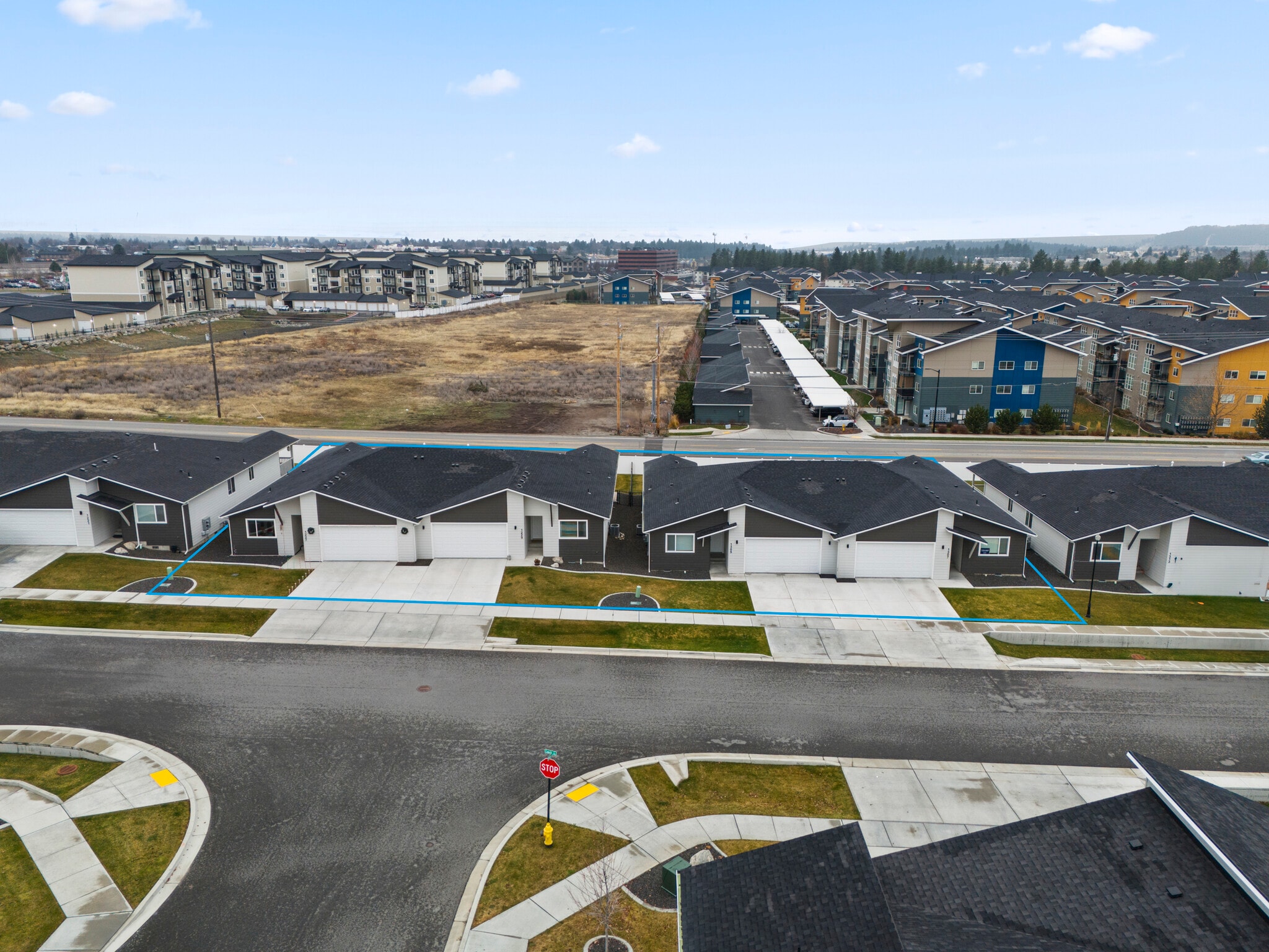 1305 N Coach Dr, Spokane Valley, WA for sale Primary Photo- Image 1 of 28