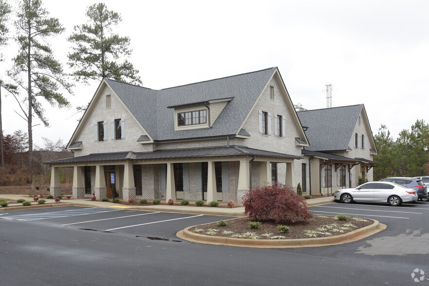 620 Issaqueena Trl, Central, SC for sale - Primary Photo - Image 1 of 1