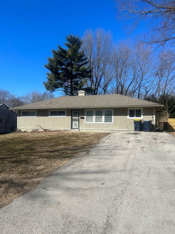 11426 Palmer Ave, Kansas City, MO for sale Primary Photo- Image 1 of 2