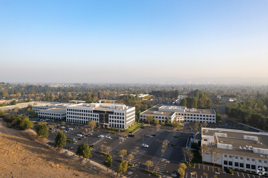 8501 Fallbrook Ave, West Hills, CA for lease - Aerial - Image 1 of 1