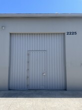 2217-2231 S Grand Ave, Santa Ana, CA for lease Building Photo- Image 1 of 2