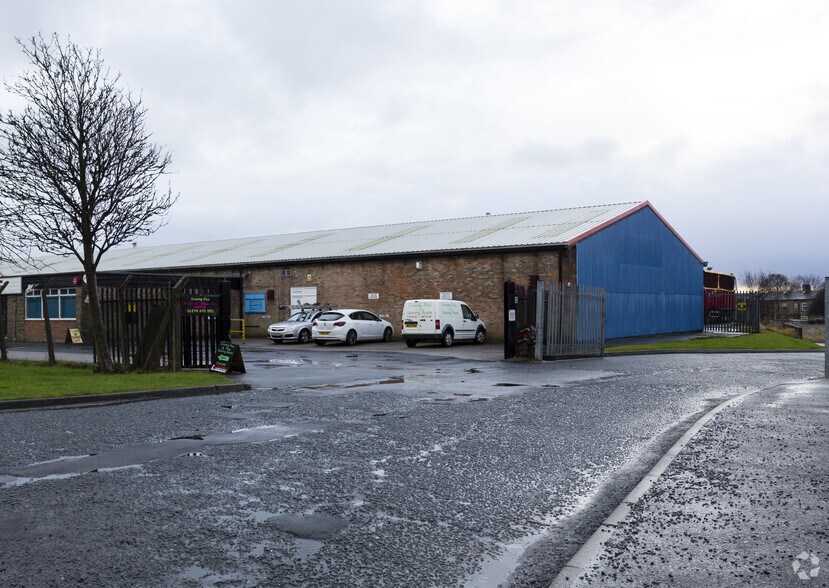 420 Tong St, Bradford for sale - Primary Photo - Image 1 of 1