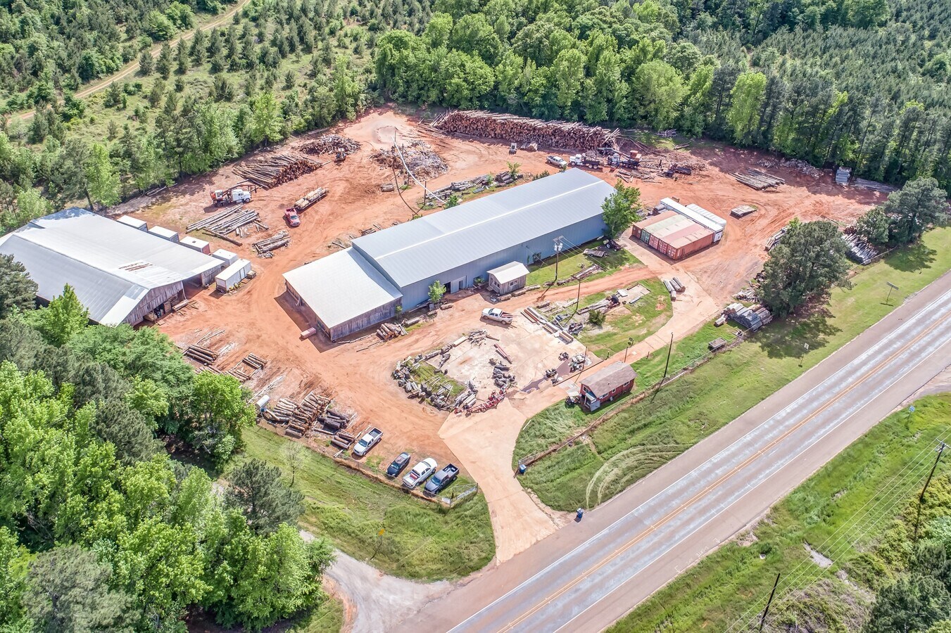 215 Loop 343, Rusk, TX 75785