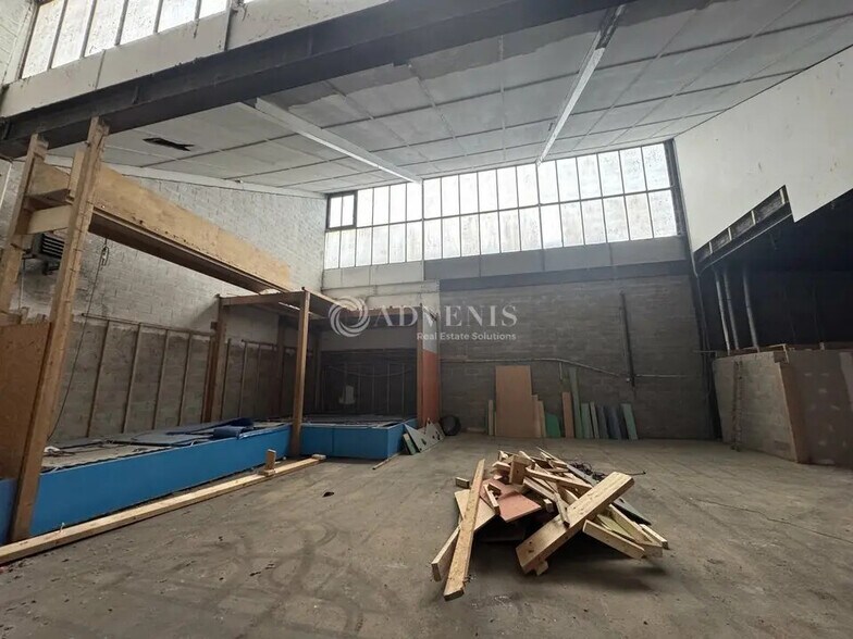Flex in Strasbourg for lease - Building Photo - Image 3 of 5
