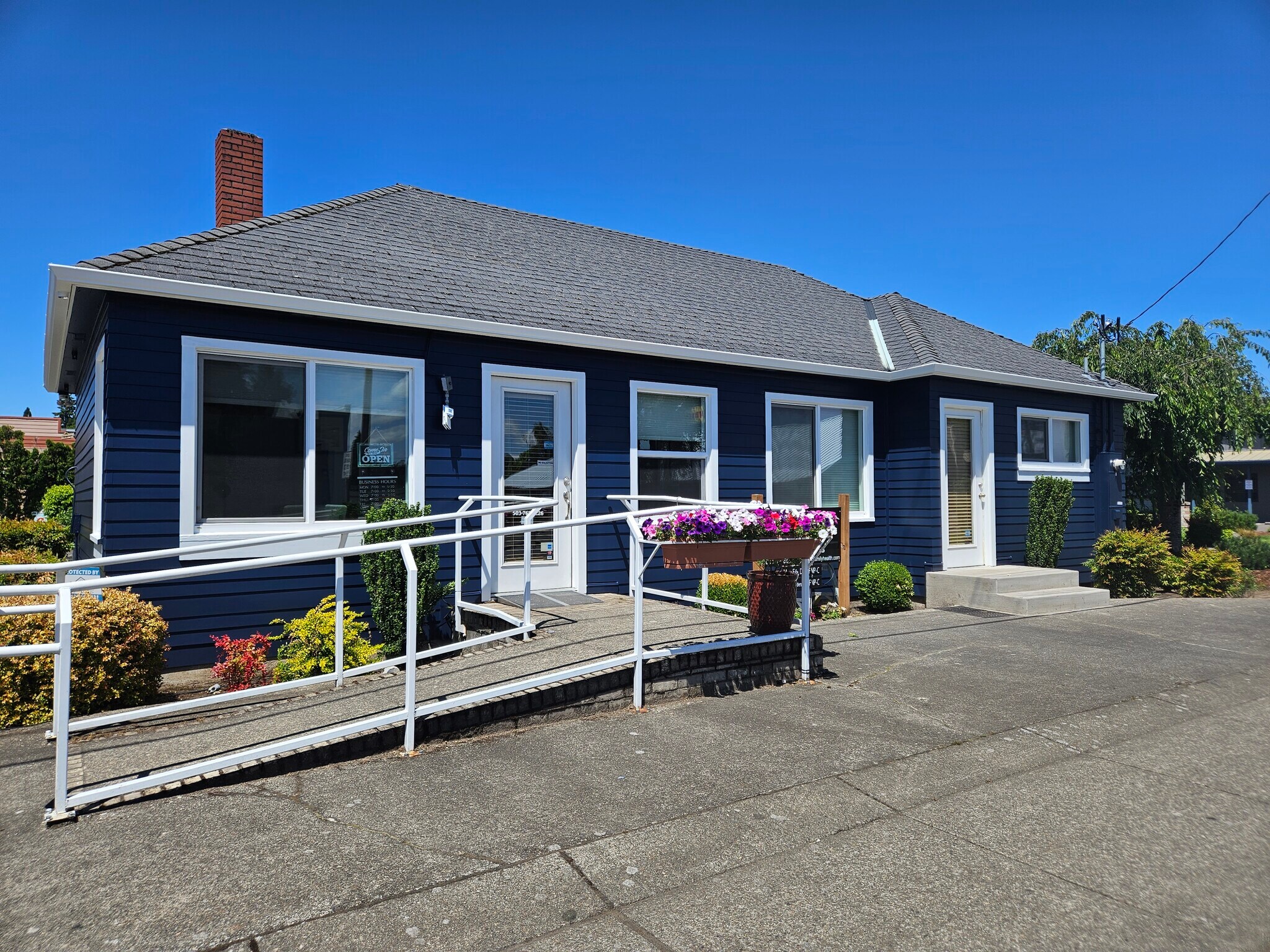 1095 N 1st St, Stayton, OR for sale Primary Photo- Image 1 of 1
