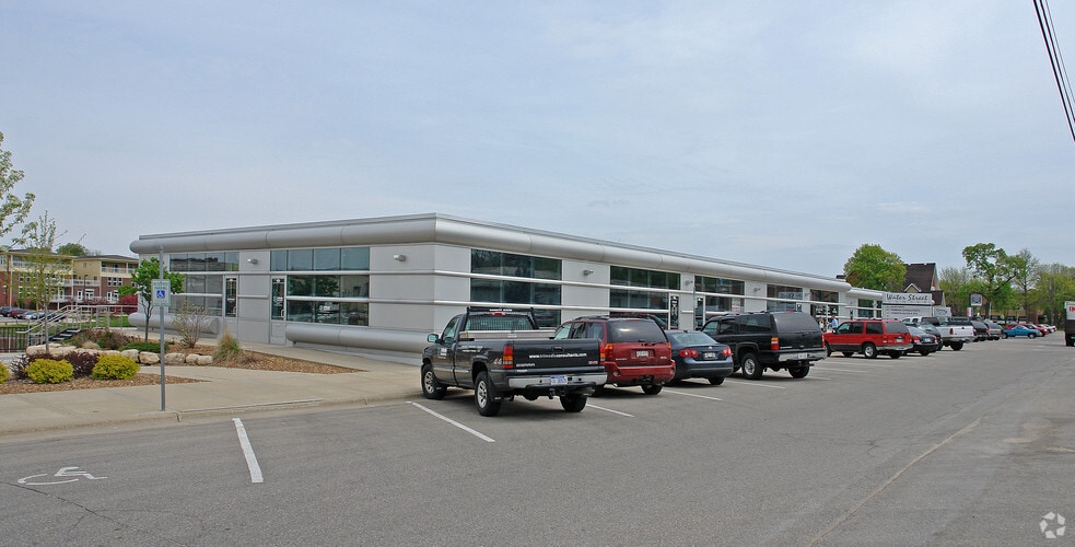 29-47 S Water St E, Fort Atkinson, WI for sale - Building Photo - Image 1 of 2