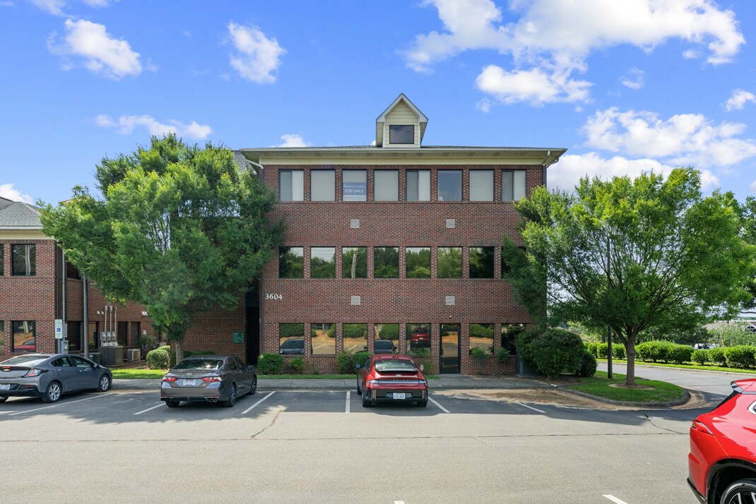 3604 Shannon Rd, Durham, NC for lease Building Photo- Image 1 of 3
