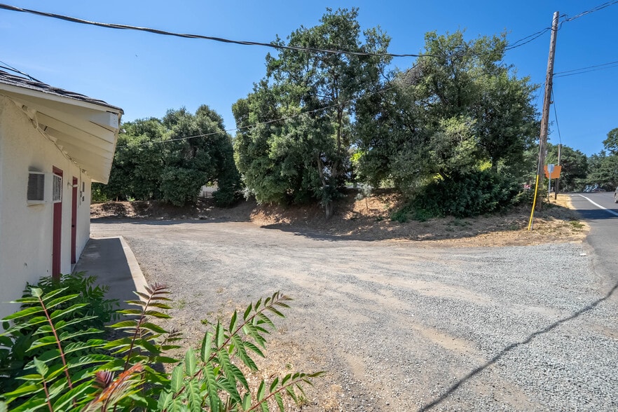 4590 Frye, Clearlake, CA for sale - Building Photo - Image 3 of 13