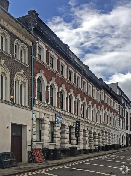 31 King St, Luton for lease - Building Photo - Image 3 of 4