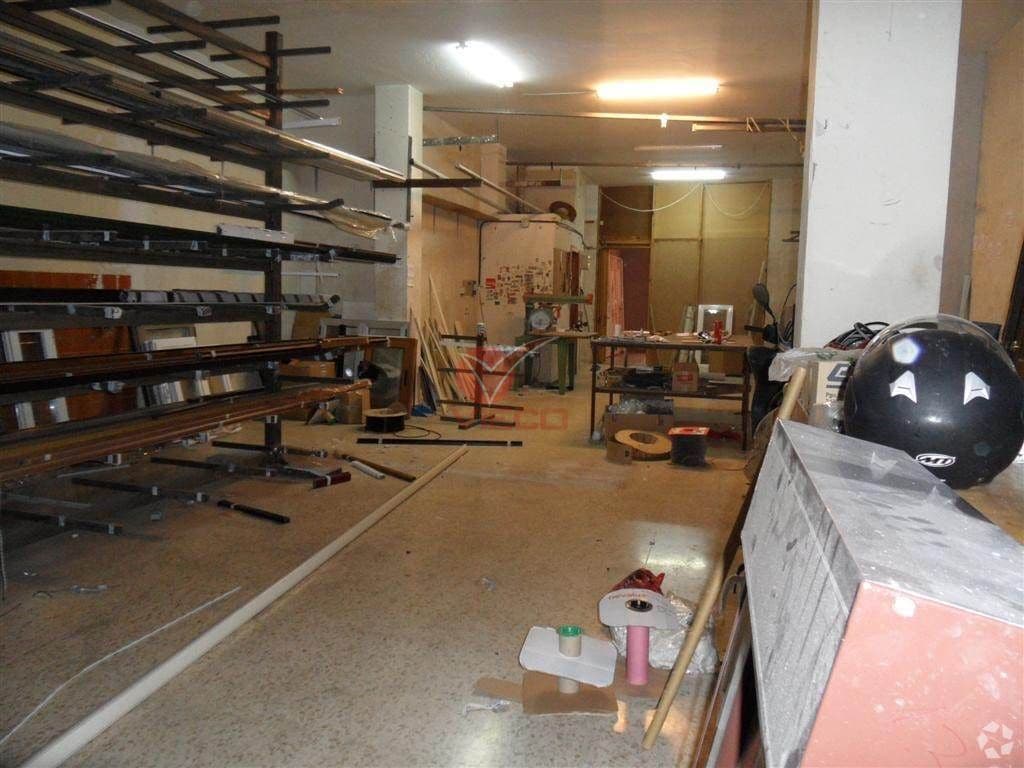 Retail in Cuenca, Cuenca for lease Interior Photo- Image 1 of 4