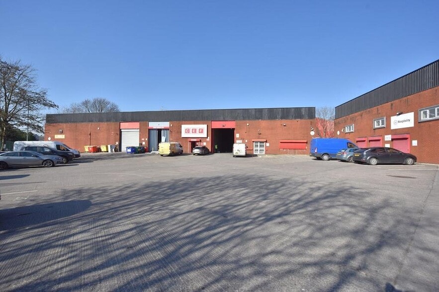 99 Higher Ardwick, Manchester for lease - Building Photo - Image 2 of 12