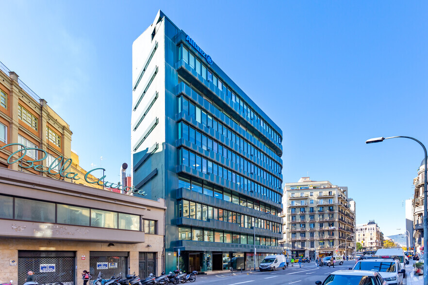 Carrer de Balmes, 7, Barcelona, Barcelona for lease - Building Photo - Image 3 of 5