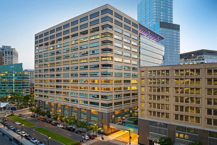 1 Campus Martius, Detroit, MI for lease - Building Photo - Image 3 of 12