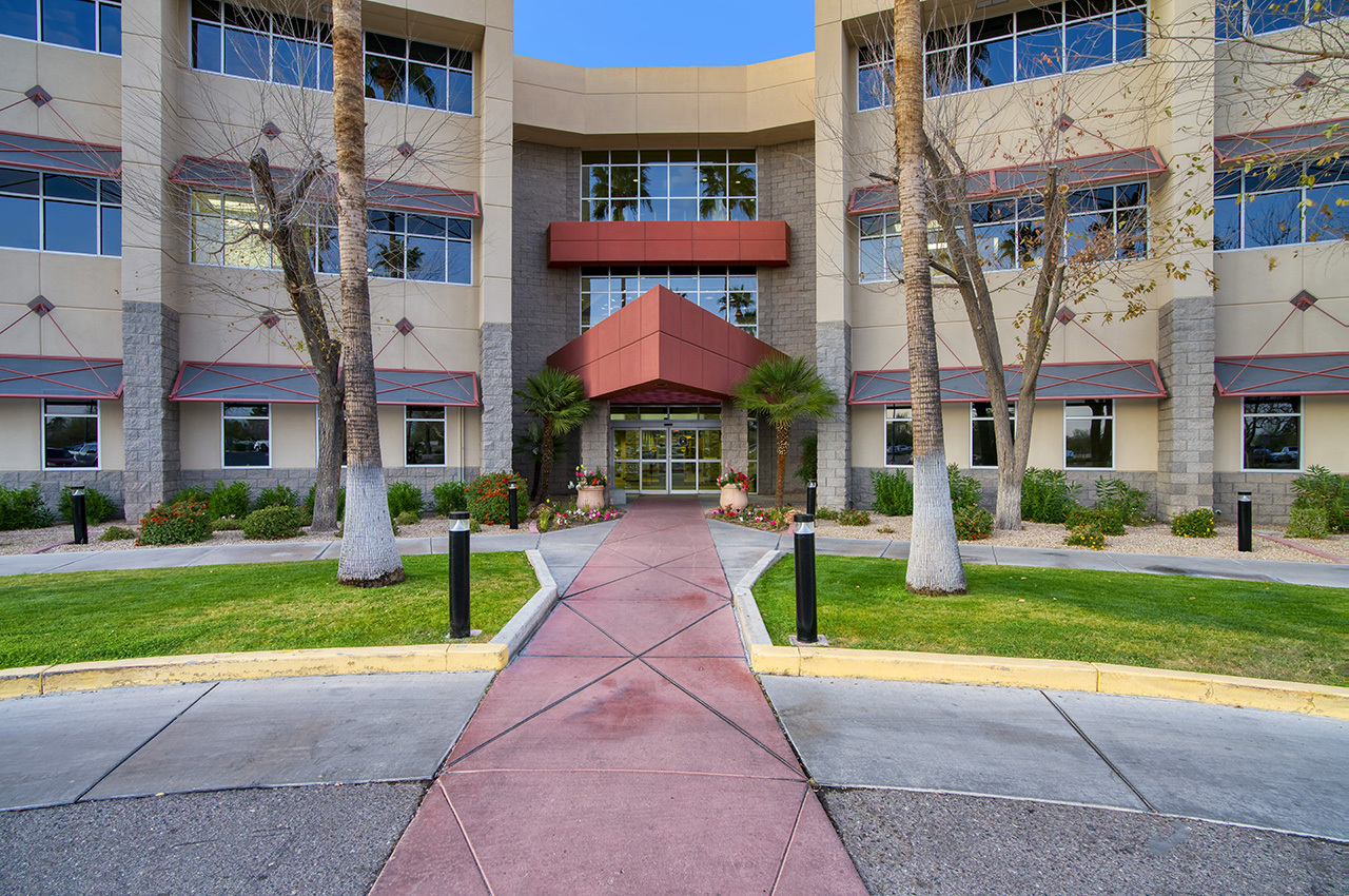 18700 N 64th Dr, Glendale, AZ for lease Building Photo- Image 1 of 5