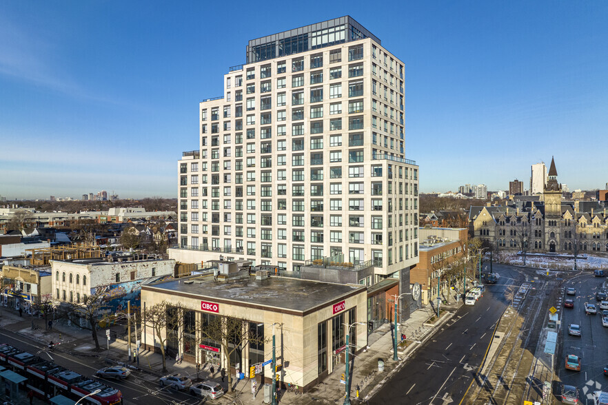 484 Spadina Ave, Toronto, ON for lease - Building Photo - Image 2 of 20