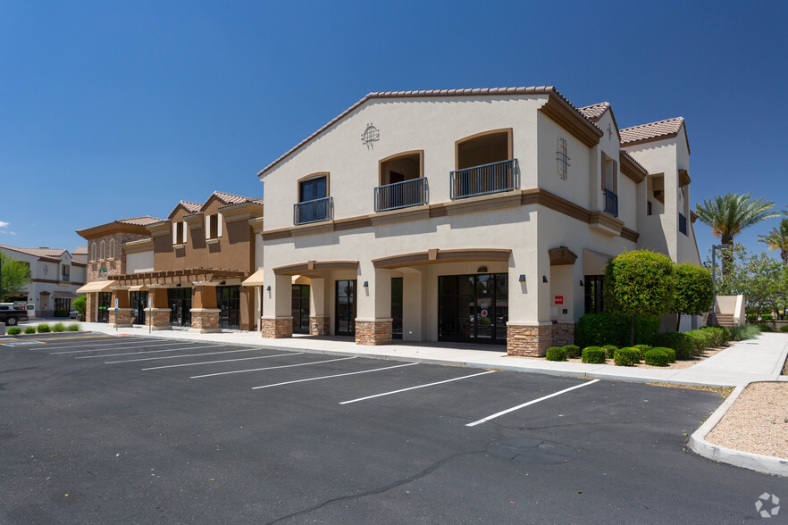 725 S Estrella Pky, Goodyear, AZ for lease - Primary Photo - Image 1 of 3