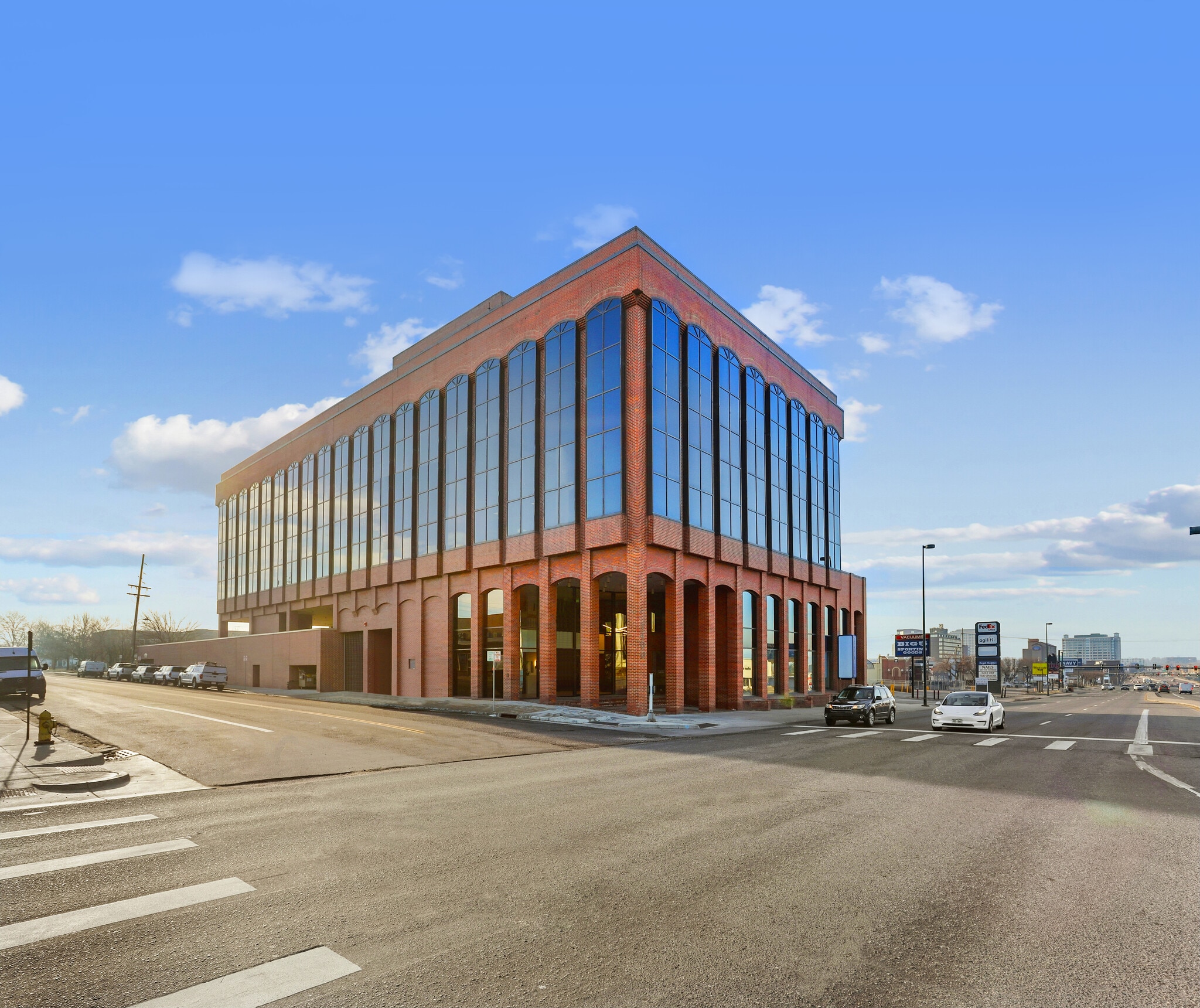 1400 S Colorado Blvd, Denver, CO for lease Building Photo- Image 1 of 23