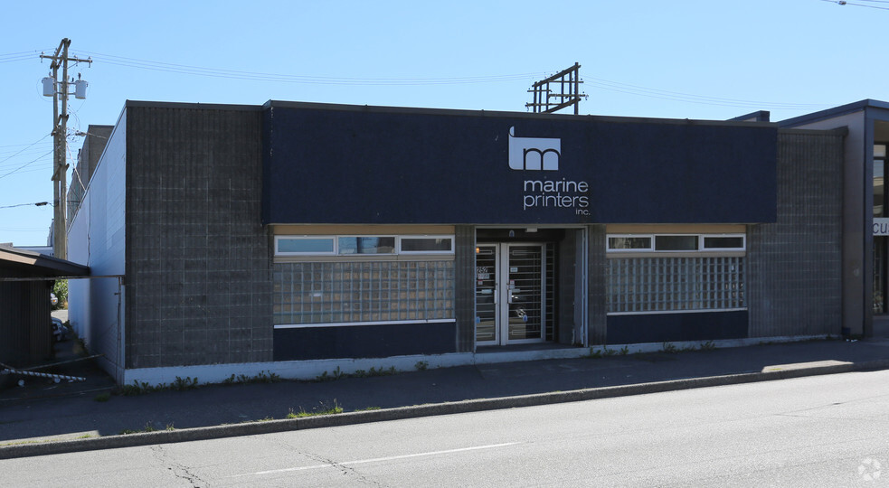 1252 E Hastings St, Vancouver, BC for lease - Building Photo - Image 2 of 3