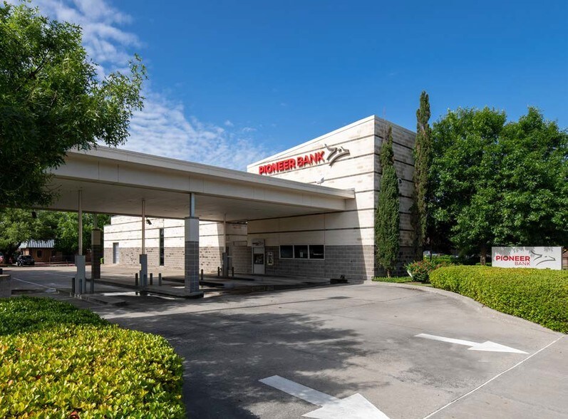 429 Belle Grove Dr, Richardson, TX for sale - Primary Photo - Image 1 of 1