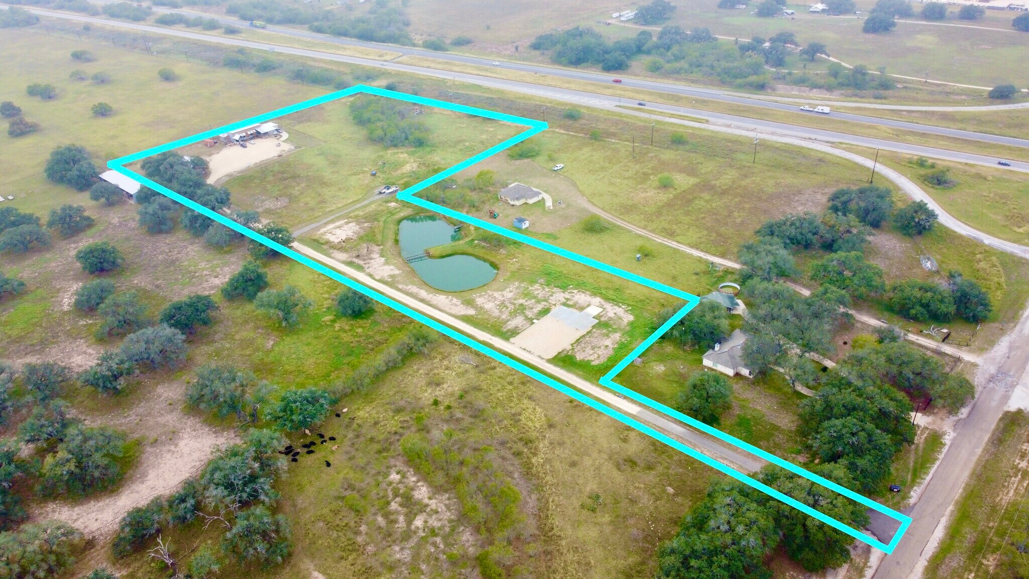 3534 Coughran Rd, Pleasanton, TX 78064