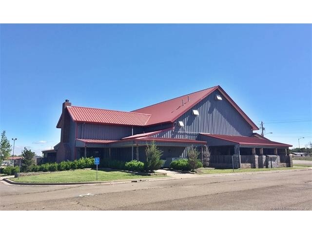 109 W Willis Rd, Tahlequah, OK for sale - Building Photo - Image 1 of 1